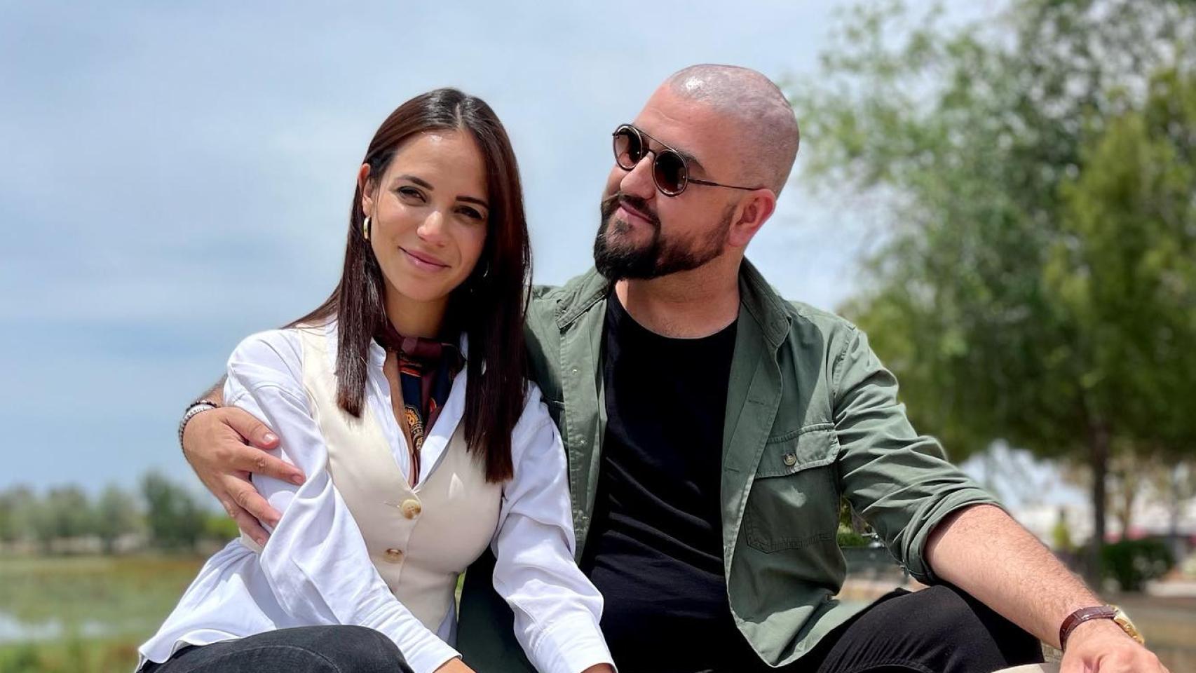 Manu Sánchez y su pareja, Lorena.