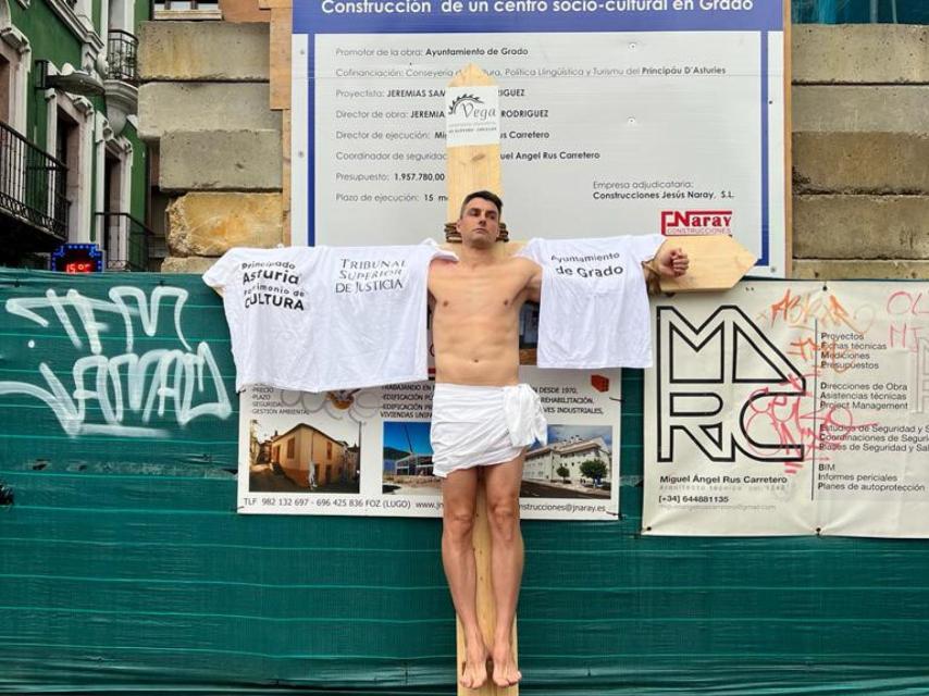 Bernardo Álvarez, crucificado el pasado domingo en Grado (Asturias)