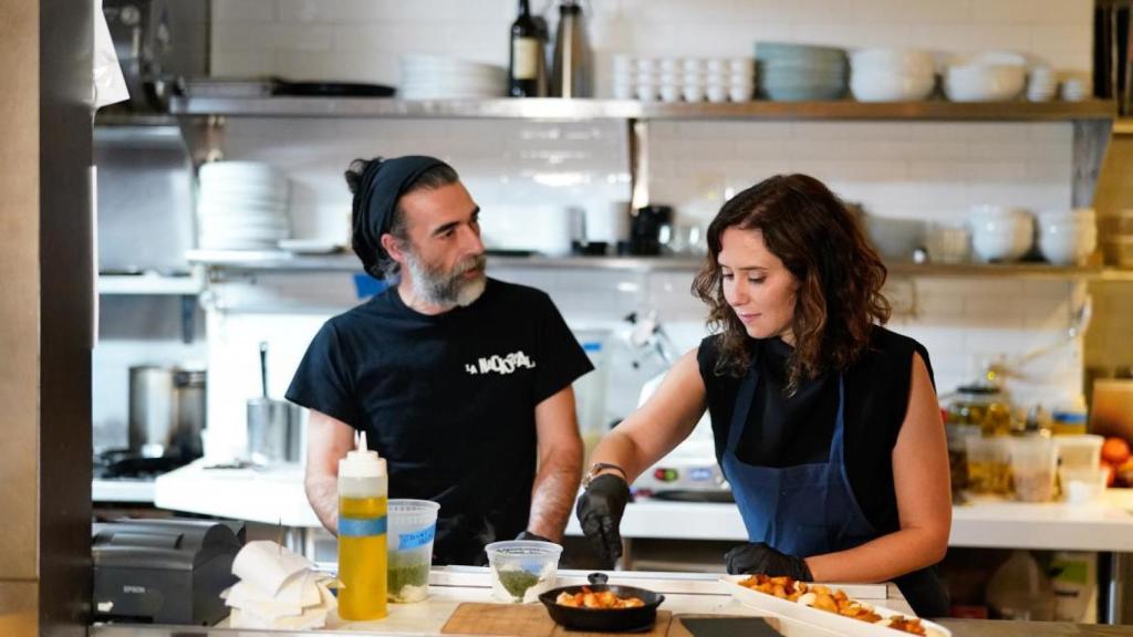 El restaurante Nacional en Nueva York donde ha cocinado Ayuso: paella de marisco a 50 dólares.