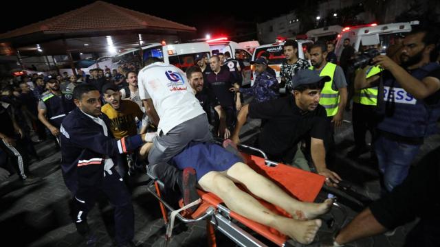Imagen de los heridos en el hospital hospital Al Ahly de Gaza.