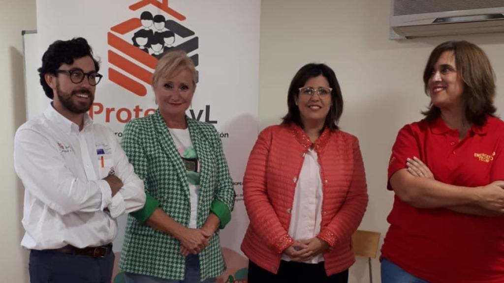 Leticia García y Beatriz Asensio