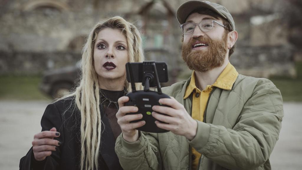 Najwa Nimri y Manuel Burque en '30 monedas'.