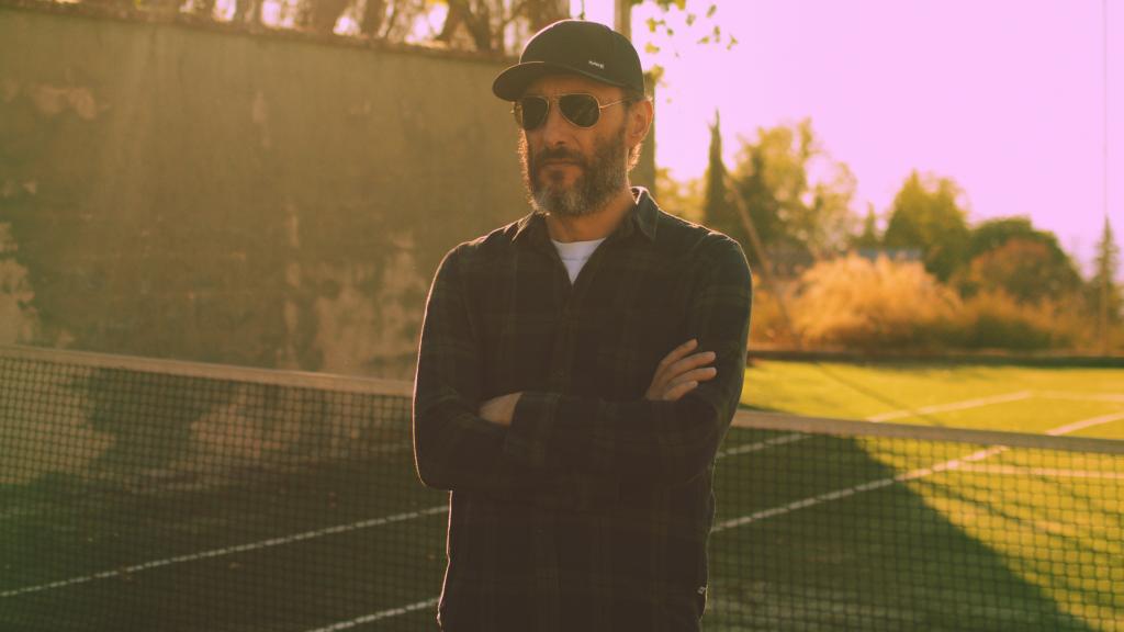 Jota en una imagen promocional del álbum 'Plena Pausa'