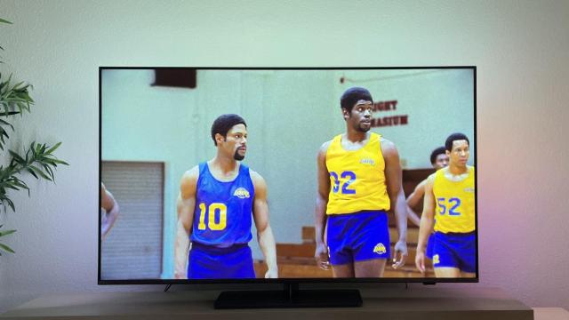 El televisor Philips The One 8808.