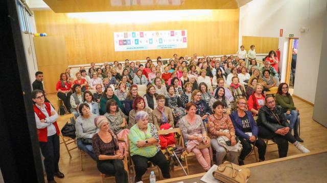 Jornada dedicada a la radio, en conmemoración del Día Internacional de la Mujer Rural