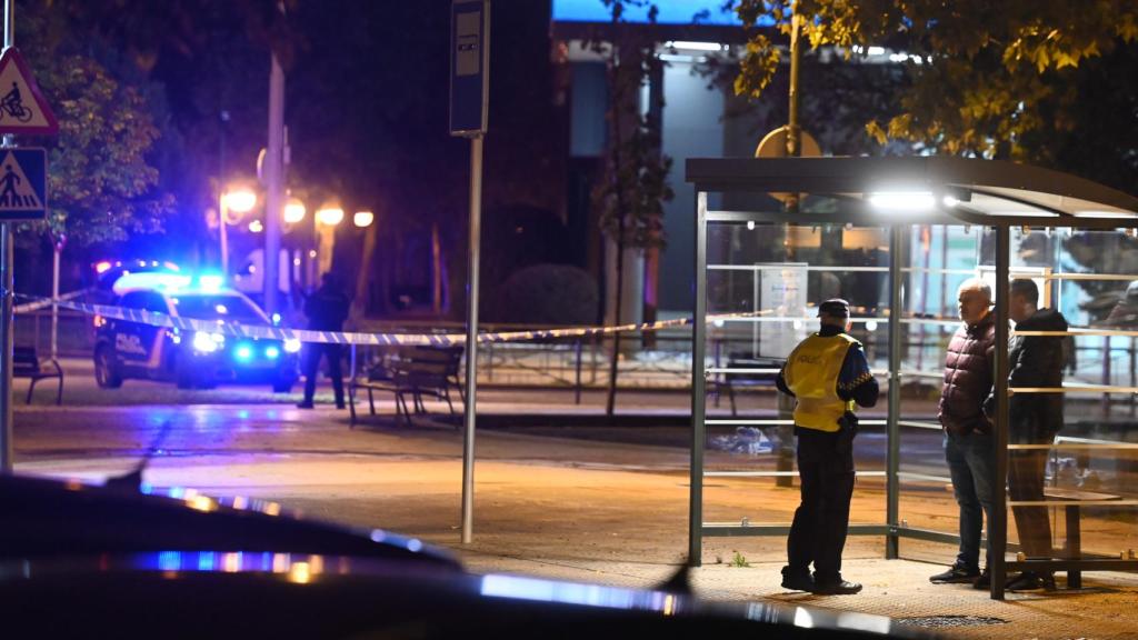 Desalojan el centro comercial Alcampo de Burgos tras encontrar un objeto sospechoso  (2)