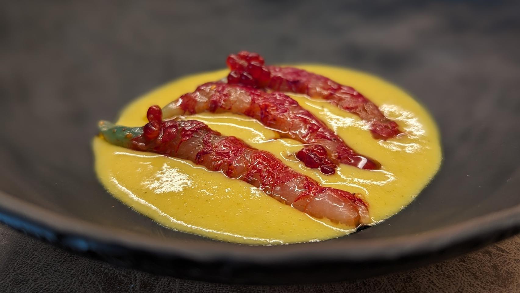 La Mesa de Conus: Una barra al estilo japonés en la que sirven pulpo a la gallega, fabes y percebes