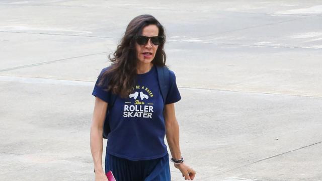 Silvia Bronchalo, la madre de Daniel Sancho, en una de sus visitas a la prisión de Koh Samui, en Tailandia.