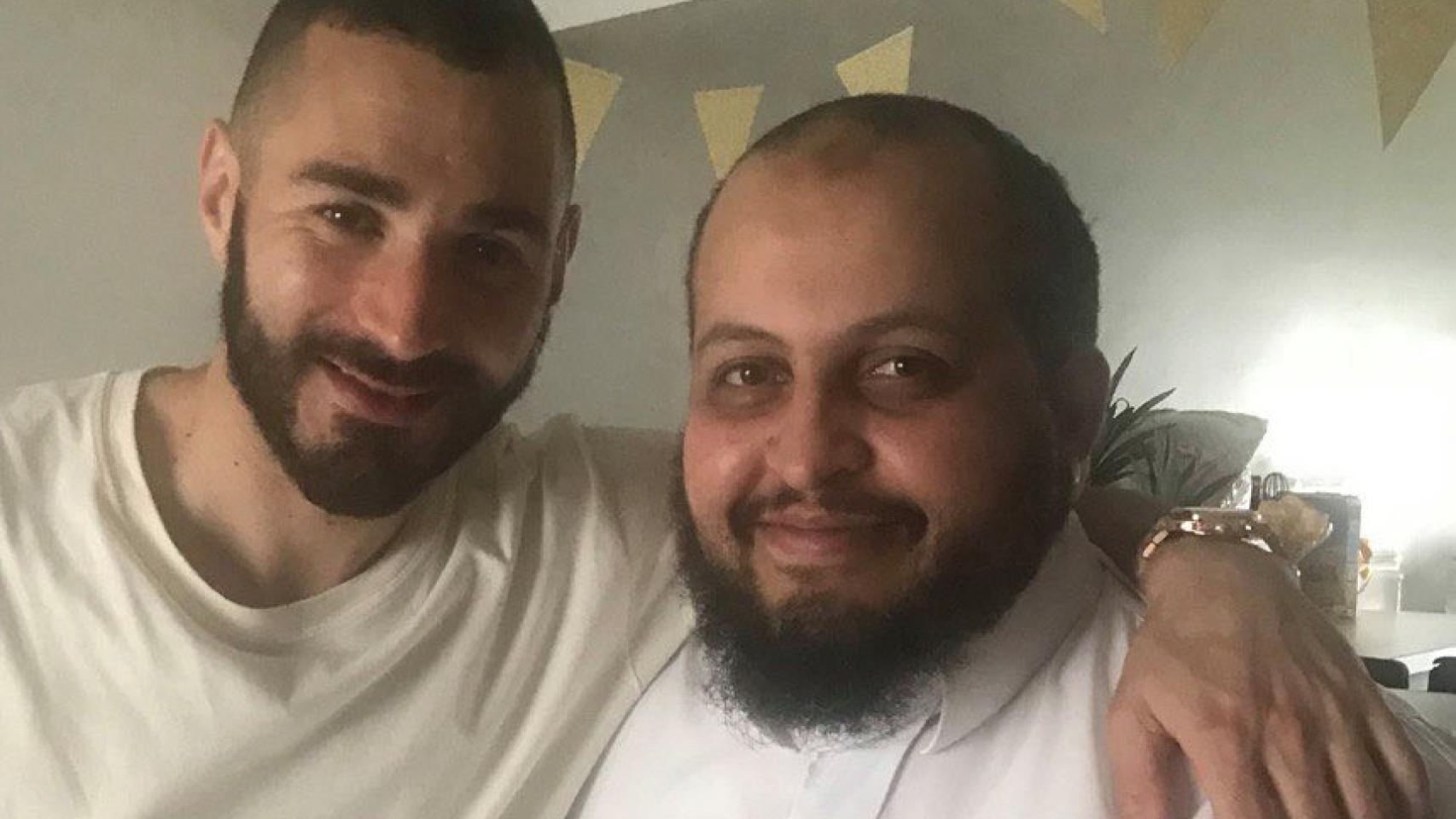Karim Benzema, con el imán Nourdine Mamoune en el pasado