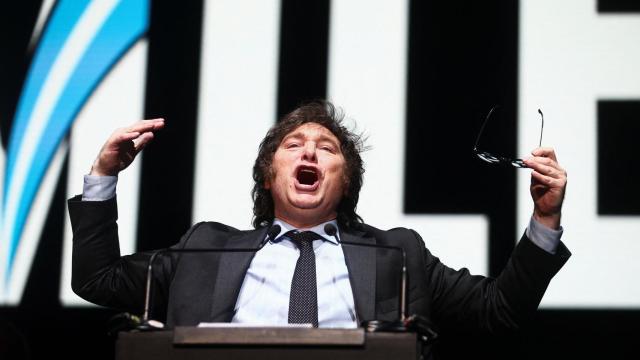 Javier Milei durante su discurso de cierre de campaña antes de las elecciones del domingo 22 de octubre.