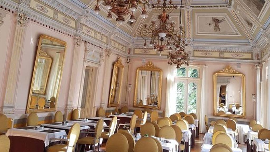 Sala de los espejos del Gran Hotel Las Caldas.