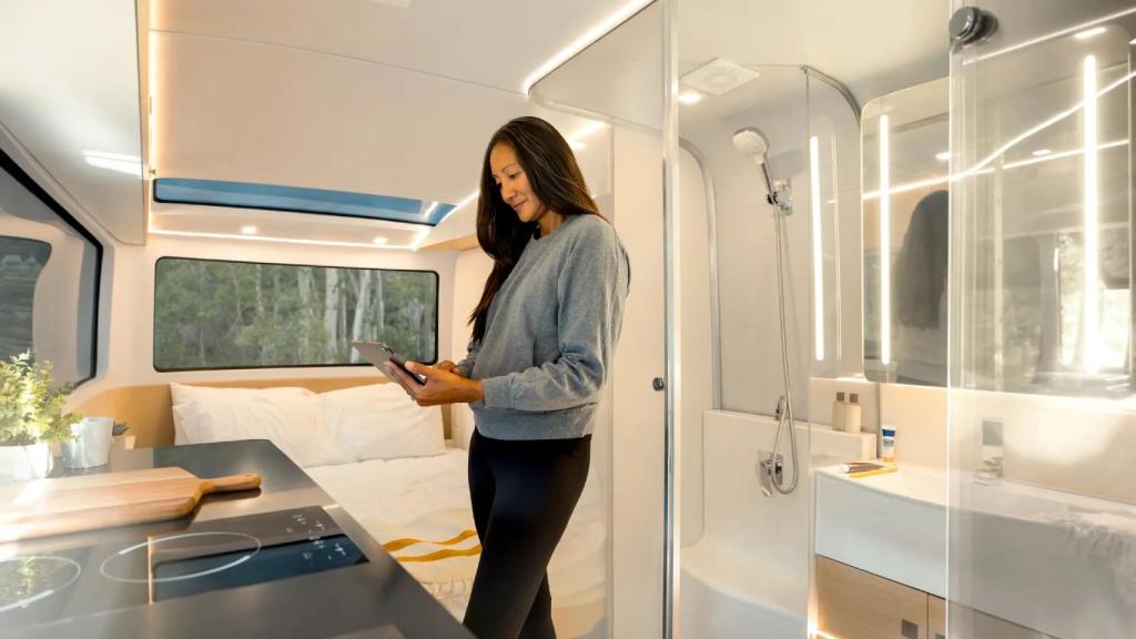 El interior del remolque Pebble Flow.