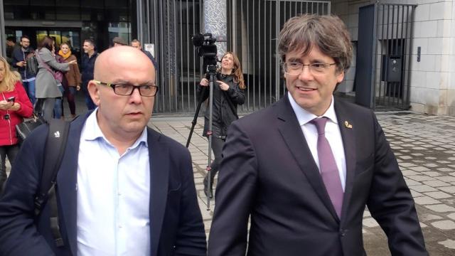 Gonzalo Boye, junto a Puigdemont, en una imagen de archivo.