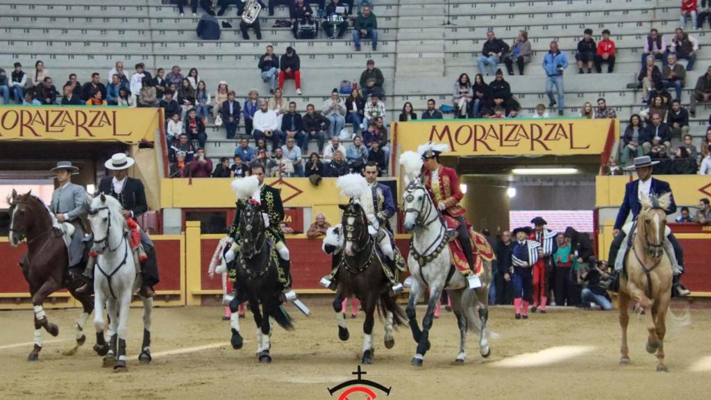 Imagen del paseíllo en el II Torneo 'Manuel Vidrié' del municipio madrileño de Moralzarzal.