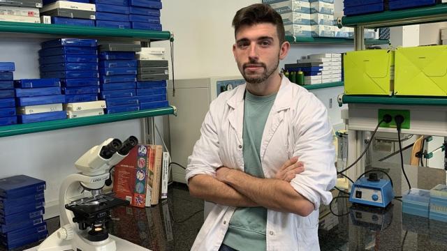 Pol Andrés Benito, en su laboratorio