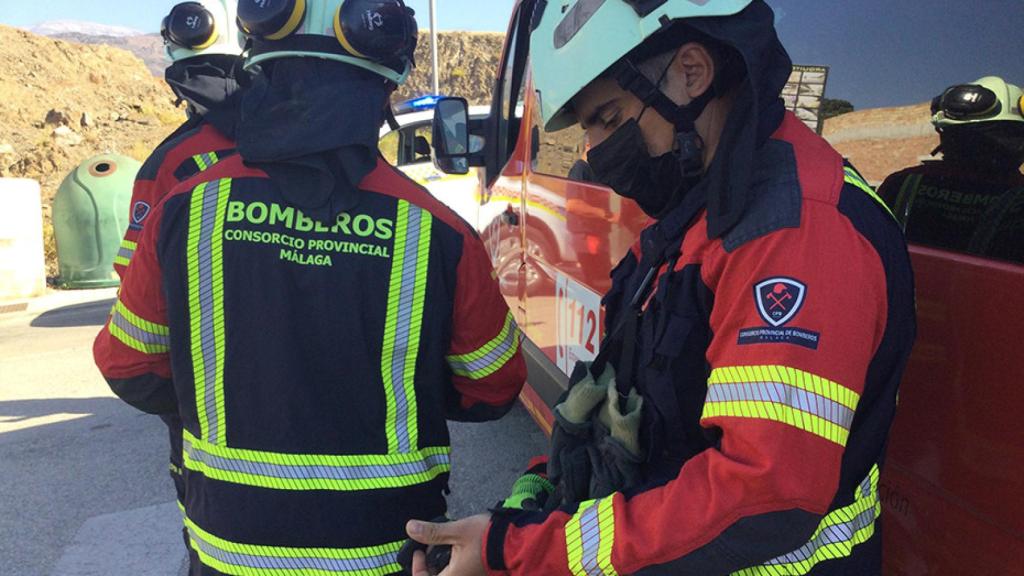 Efectivos del Consorcio Provincial de Bomberos de Málaga.