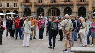 Turistas en la Plaza Mayor de Salamanca
