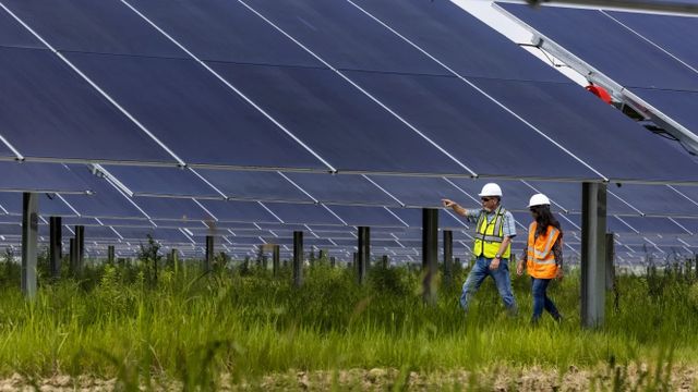 Una de las plantas solares de Amazon en España