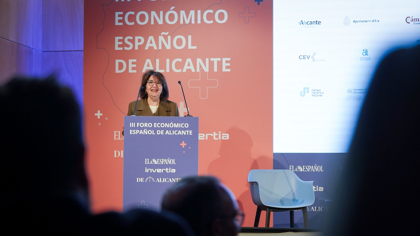 Amparo Navarro durante su intervención en el III Foro de El Español en Alicante