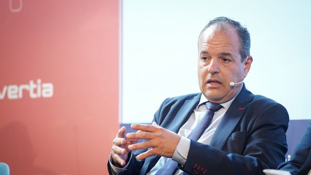 Carlos Baño, presidente de la Cámara de Comercio de Alicante, en la mesa redonda 'La provincia de Alicante en la senda de la recuperación: fortalezas, obstáculos y previsiones'; en el III Foro Económico Español de Alicante.