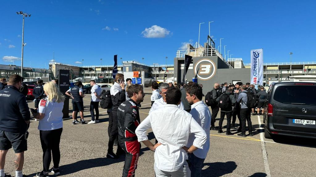 Incendio en el circuito Ricardo Tormo durante los tests de pretemporada de la Formula E