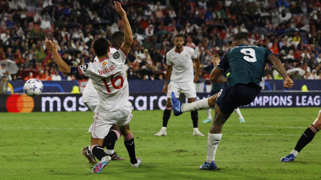 Gabriel Jesús celebra el 0-2