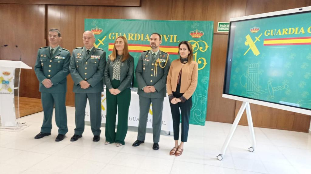 La Guardia Civil de Salamanca desmantela un grupo criminal de estafas bancarias por internet