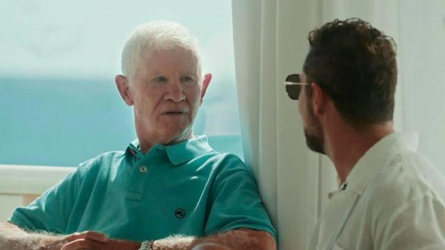 David Bisbal junto a su padre Pepe, en su documental.