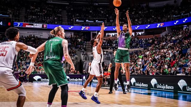 Kameron Taylor durante el Unicaja de Málaga vs. Le Mans