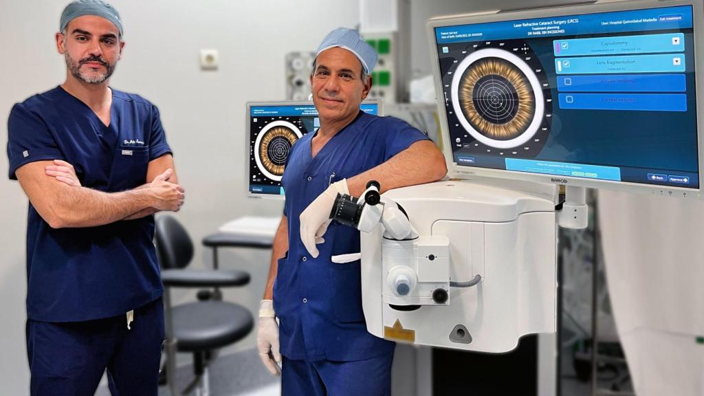 Dos doctores de Quirónsalud Marbella expertos en Oftalmología.