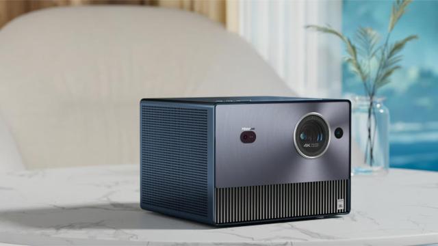 El proyector C1 TriChroma 4K