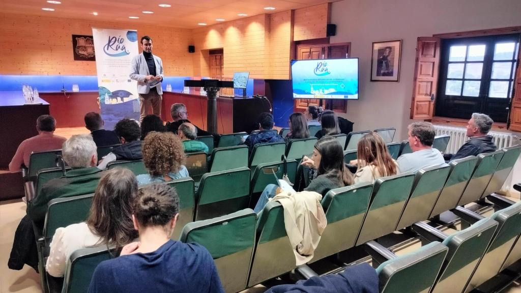Imagen de la presentación del plan de prevención y protección ante el riesgo de inundaciones del río Sequillo, este miércoles en Medina de Rioseco.