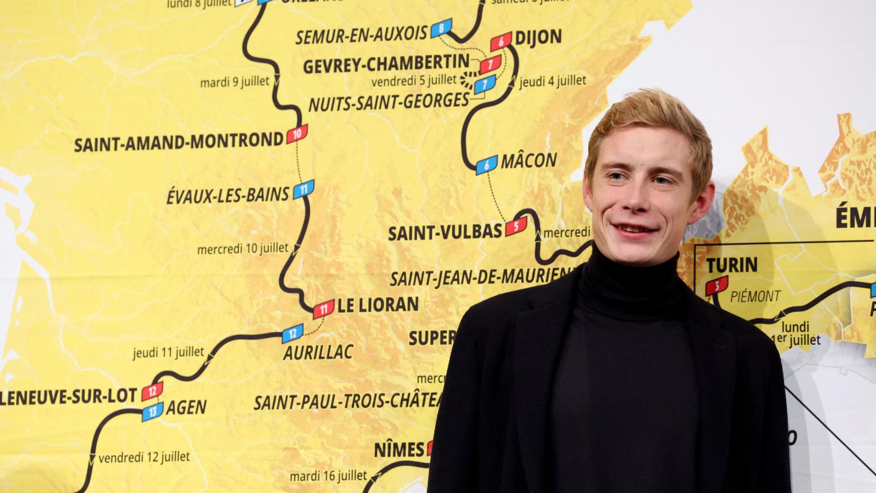 Jonas Vingegaard, vigente doble ganador del Tour de Francia, con el recorrido de 2024.