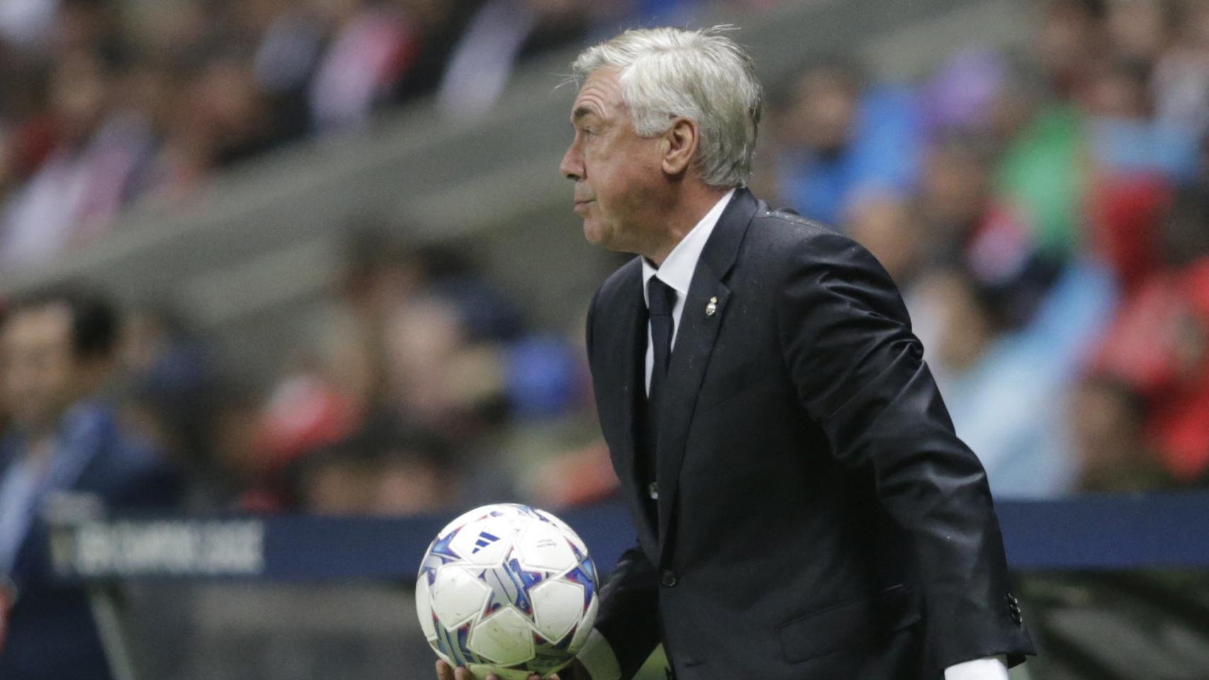Ancelotti, durante el partido ante el Braga