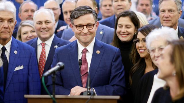 MIke Johnson, el nuevo candidato republicano a presidir el Congreso de Estados Unidos.