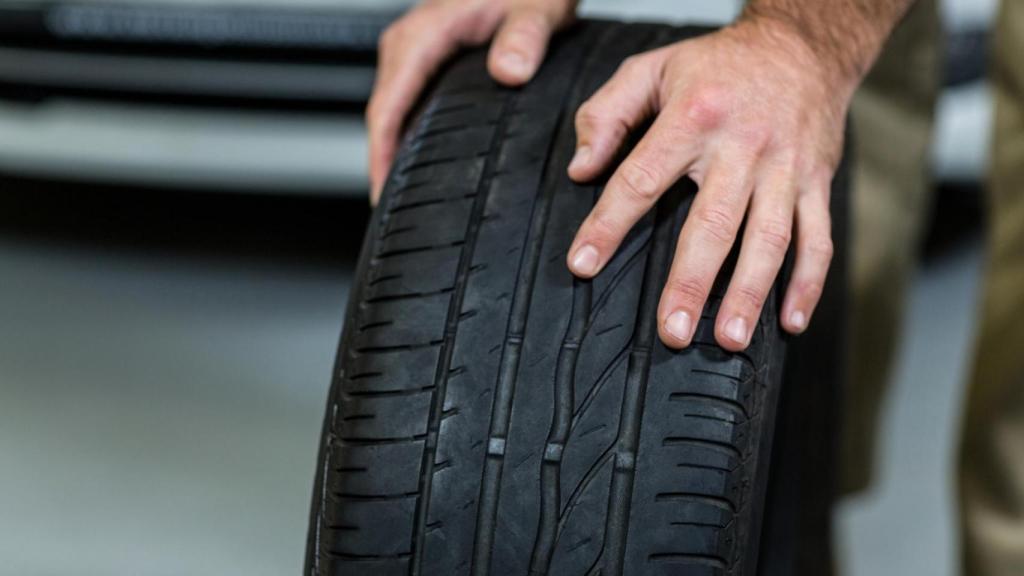 Neumático de un coche.