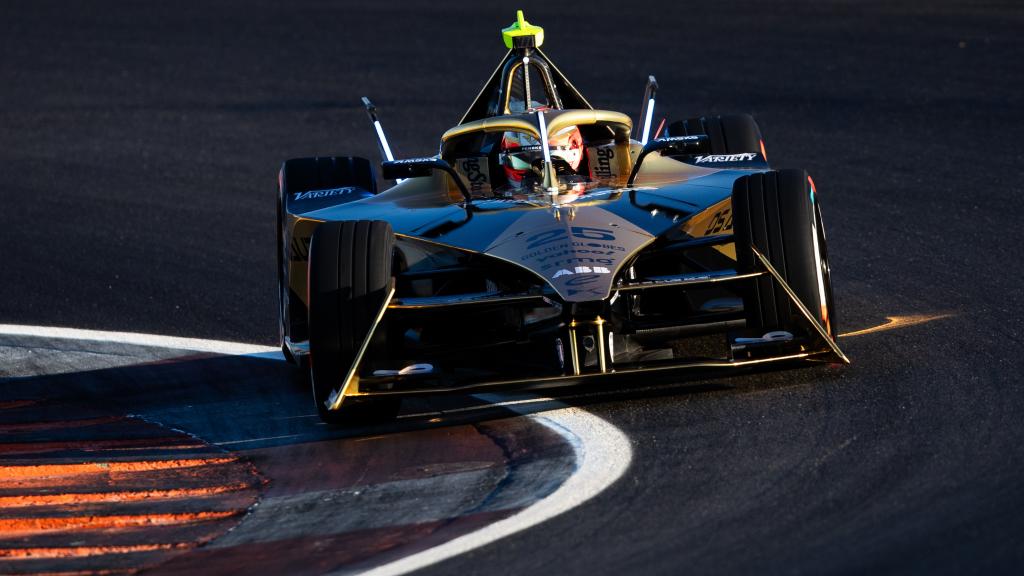 El monoplaza de DS Penske, durante los test de pretemporada de Fórmula E.