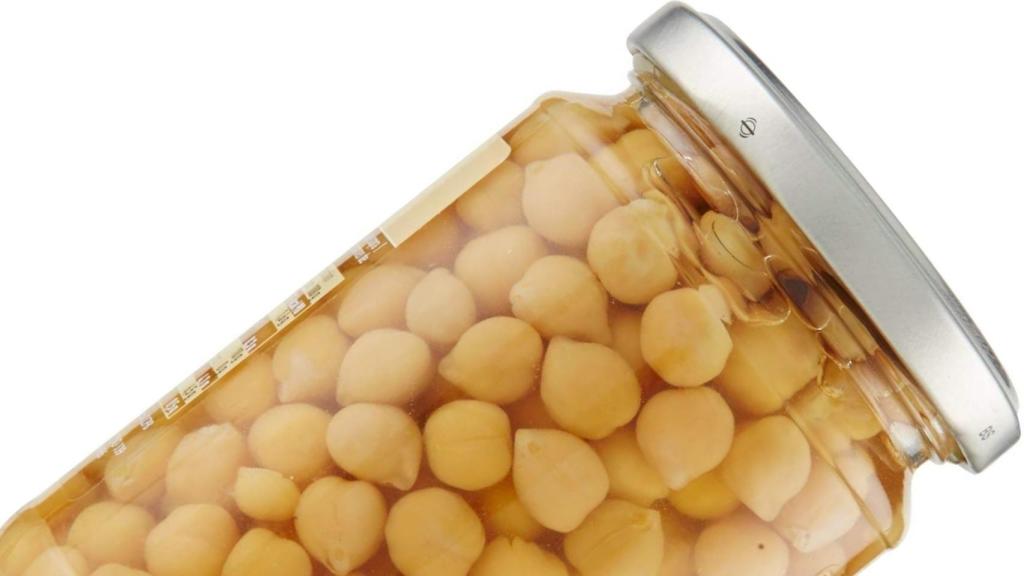 Bote de garbanzos.
