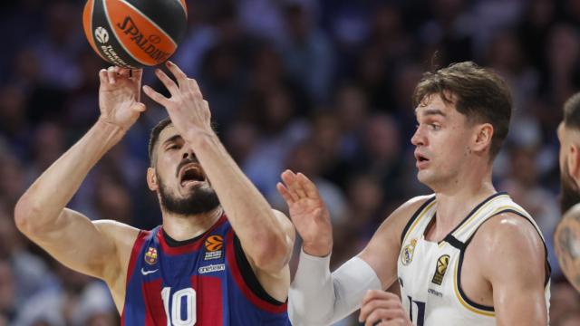 Hezonja defiende a Kalinic.