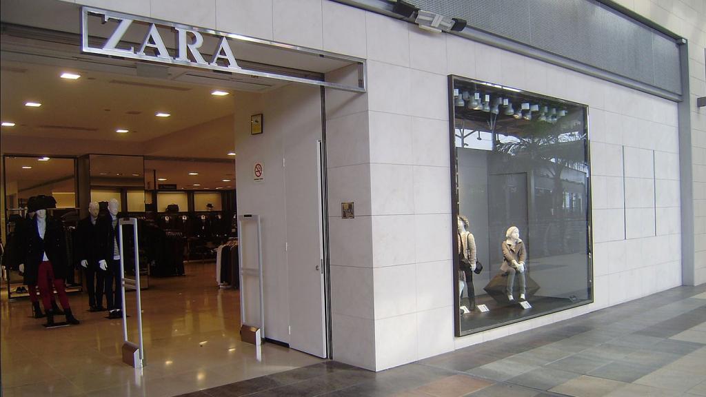 Fachada Zara.
