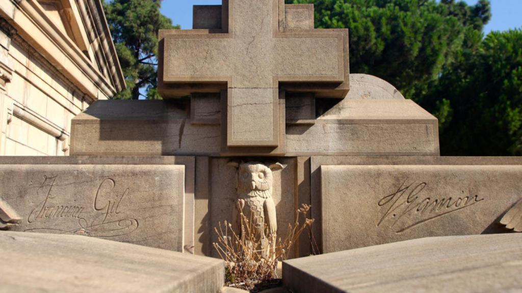 Simbología en el cementerio general de Valencia. Museo del Silencio