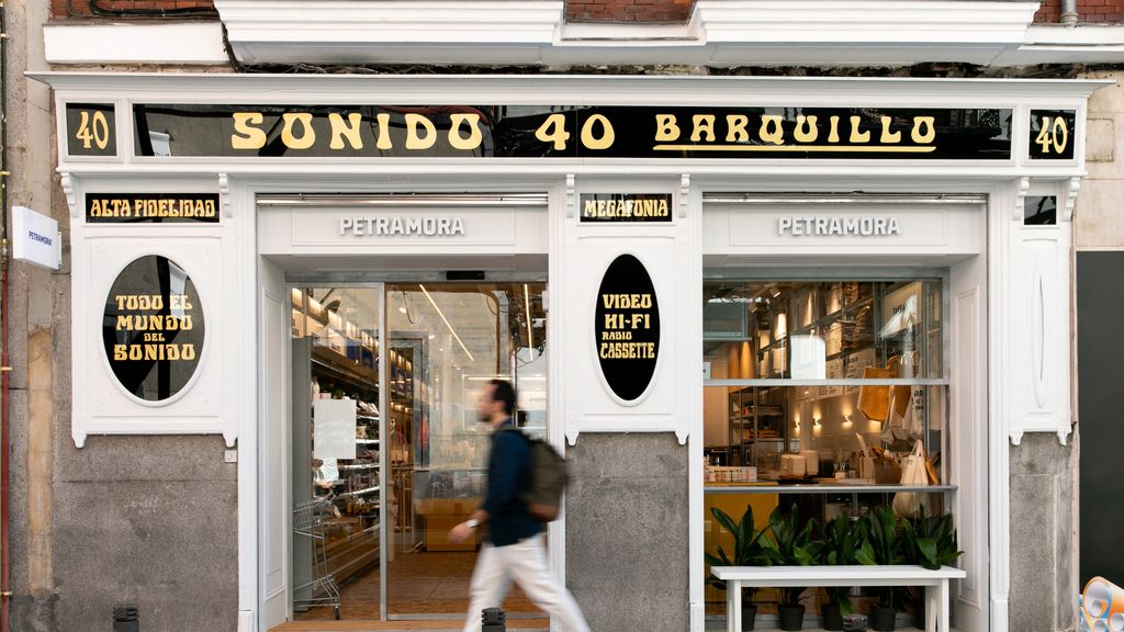 La fachada de Petramora respeta el aspecto del local donde se aloja