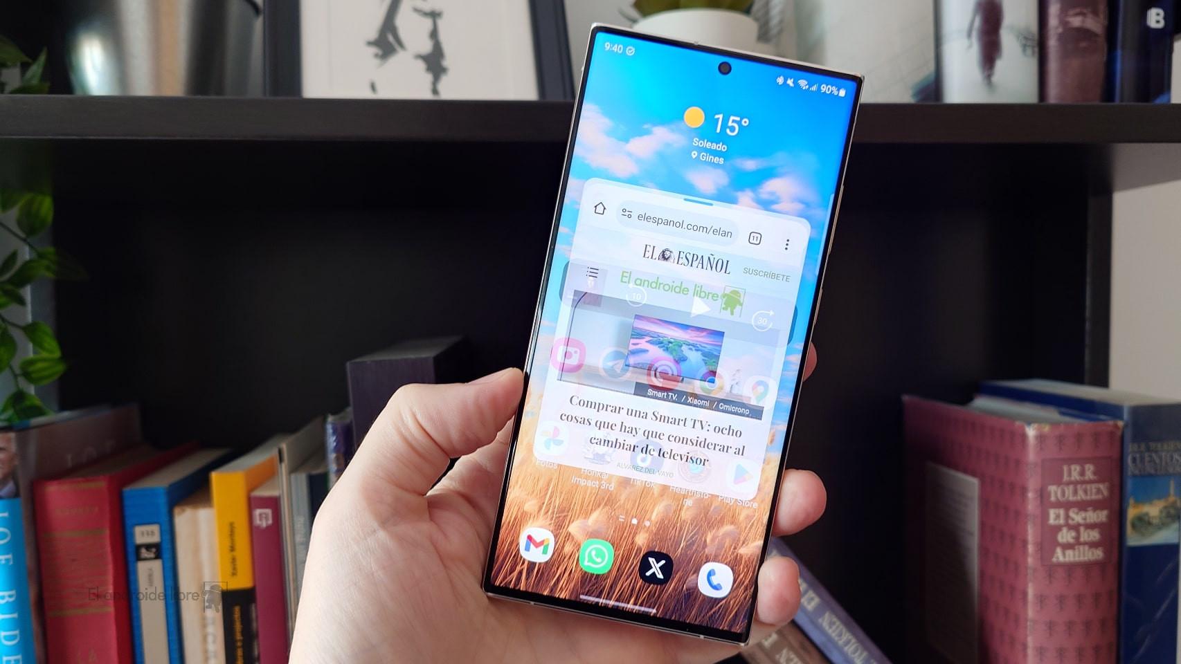 Ventanas transparentes en un móvil de Samsung