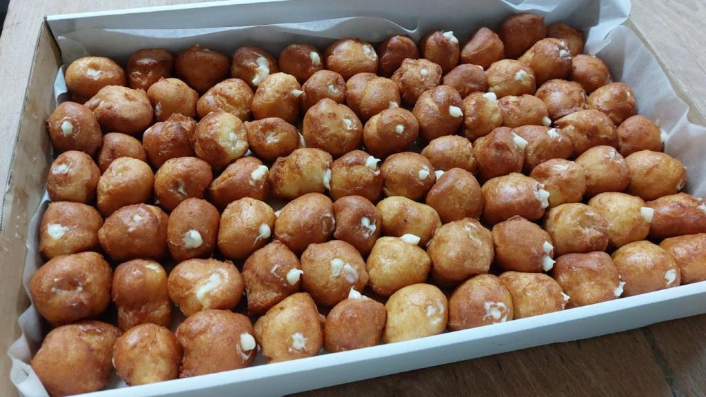 Buñuelos de nata en la Panadería López