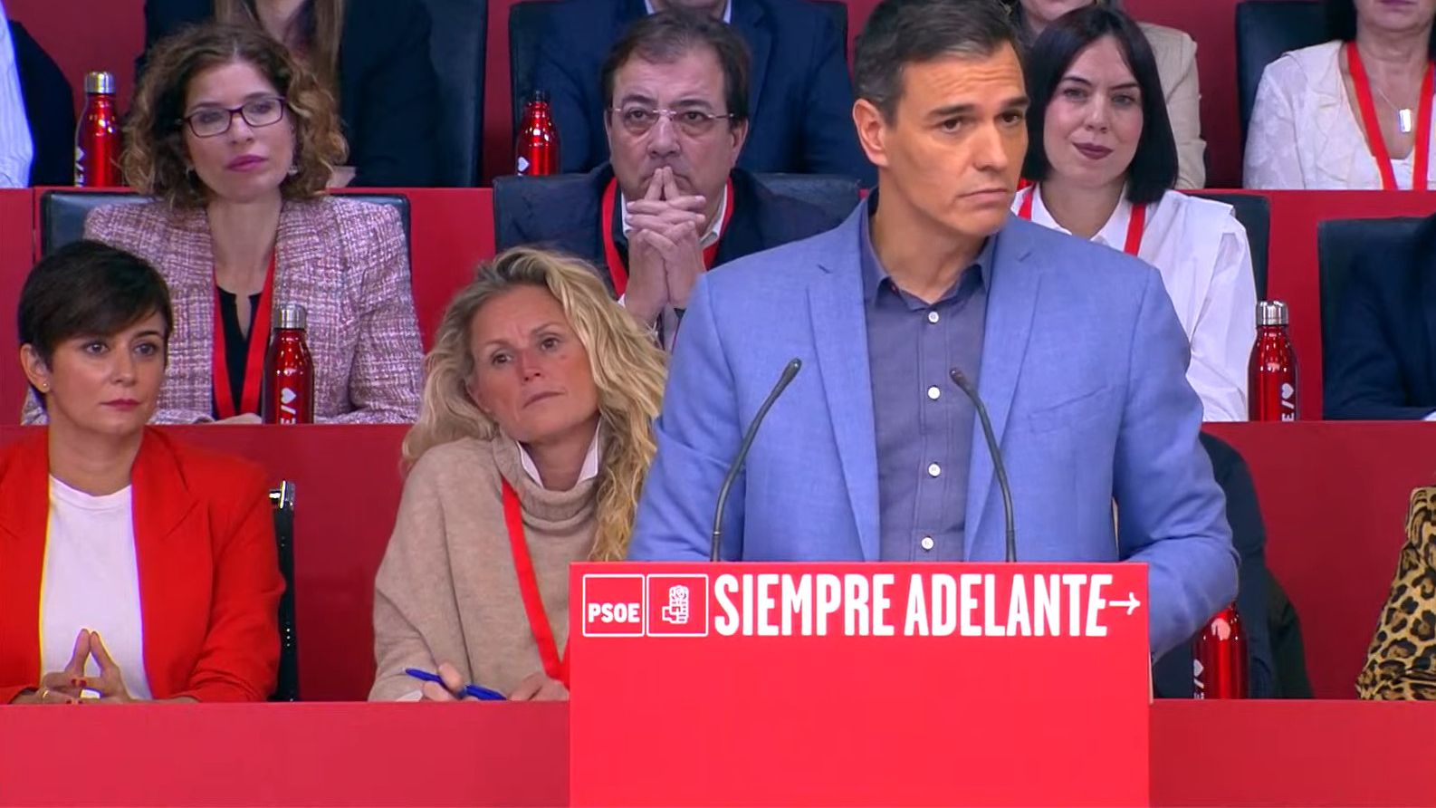 Comité Federal del PSOE, en directo | Sánchez: "En el nombre de España ...