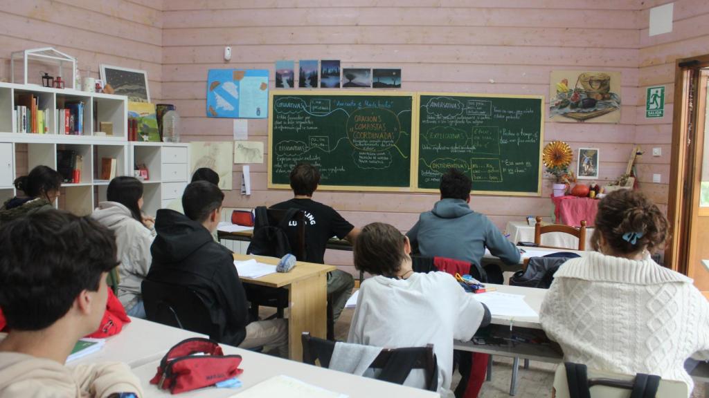 Una clase de los mayores de la escuela.