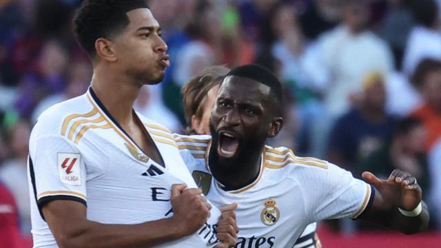 Jude Bellingham celebra el primero de sus dos goles en El Clásico