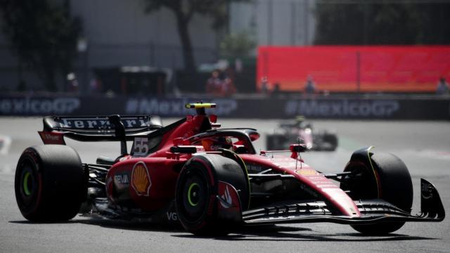 Carlos Sainz, durante los libres en el GP de México.