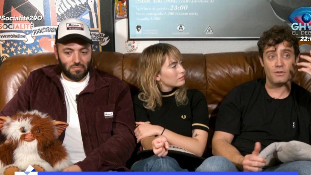 La La Love You en 'Socialité'.