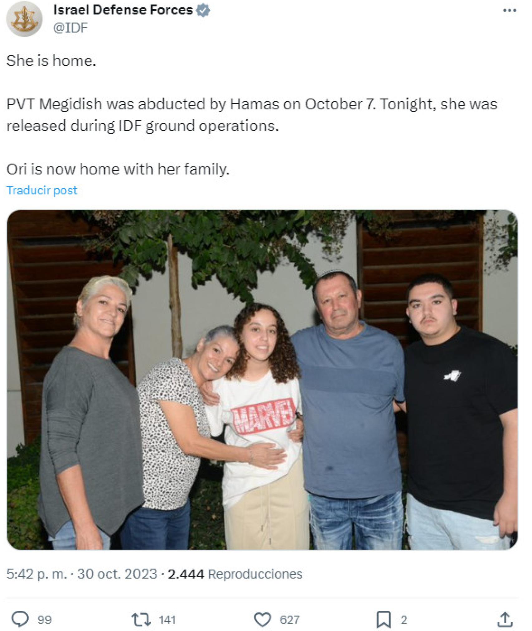 Ori Megidish junto a su familia